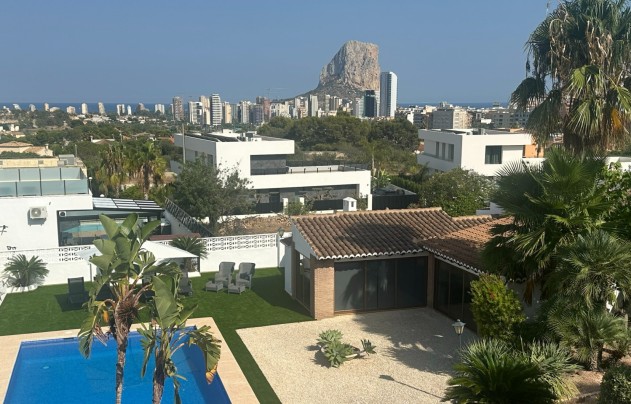Resale - Villa - Calpe - Gargasindi