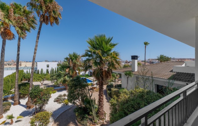 Resale - Villa - Calpe - Gargasindi