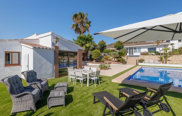 Resale - Villa - Calpe - Gargasindi
