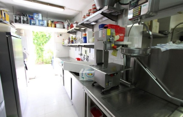 Resale - Commercial - Calpe - Playa De Arenal