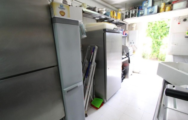 Resale - Commercial - Calpe - Playa De Arenal
