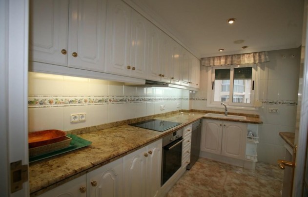 Resale - Apartment - Calpe - Playa De Arenal