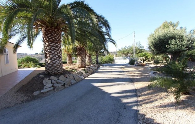 Resale - Villa - La Nucía - El Tossal-Bello Horizonte