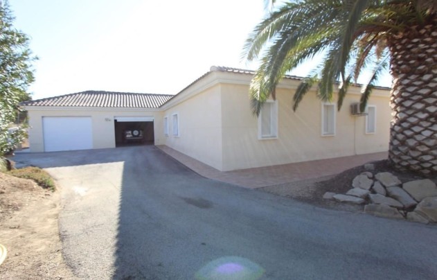 Resale - Villa - La Nucía - El Tossal-Bello Horizonte