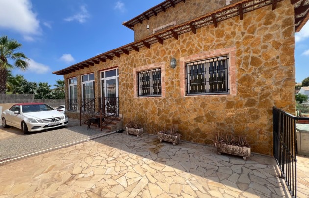 Reventa - Villa - San Fulgencio - La Escuera