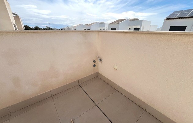 Reventa - Villa - Ciudad Quesada - Pueblo Bravo