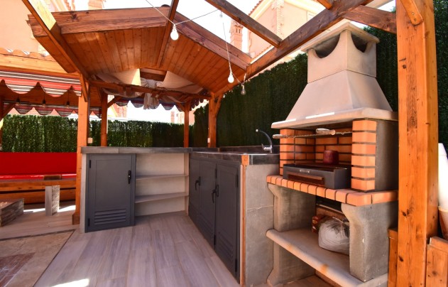 Resale - Villa - Orihuela Costa - Playa Flamenca