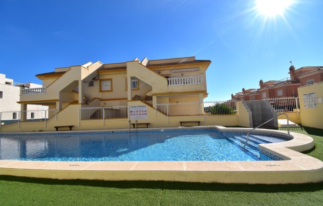 Resale - Villa - Orihuela Costa - Playa Flamenca