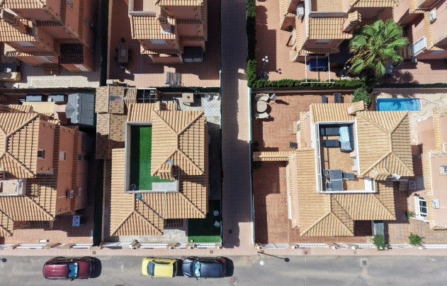 Resale - Villa - Orihuela Costa - Playa Flamenca