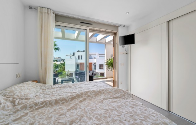 Resale - Villa - Orihuela Costa - Villamartín