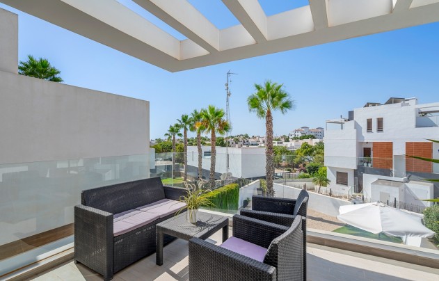Resale - Villa - Orihuela Costa - Villamartín