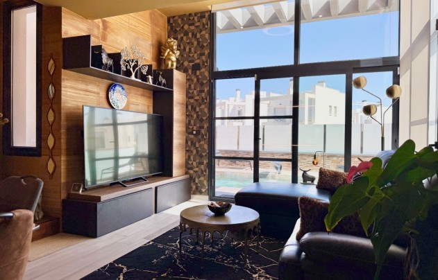 Resale - Villa - Orihuela Costa - Cabo Roig