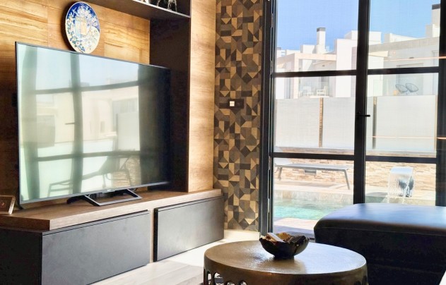 Resale - Villa - Orihuela Costa - Cabo Roig