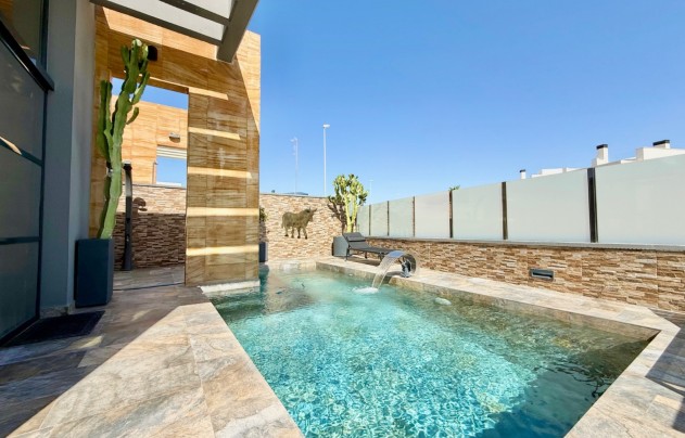 Resale - Villa - Orihuela Costa - Cabo Roig
