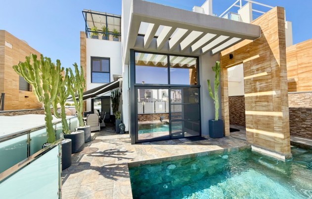 Resale - Villa - Orihuela Costa - Cabo Roig