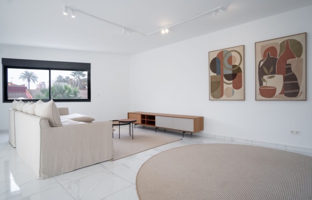 Resale - Villa - Torrevieja - La veleta