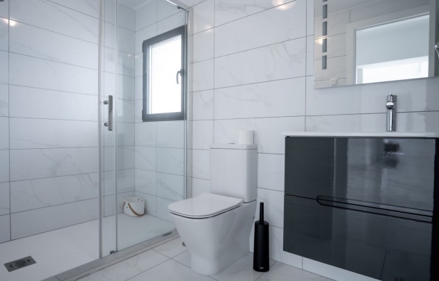 Resale - Villa - Torrevieja - La veleta
