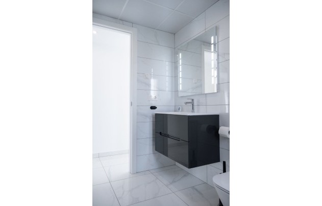 Resale - Villa - Torrevieja - La veleta