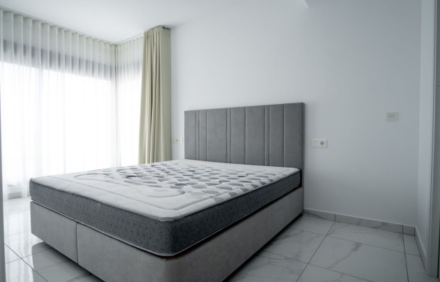 Resale - Villa - Torrevieja - La veleta