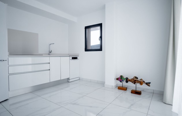 Resale - Villa - Torrevieja - La veleta
