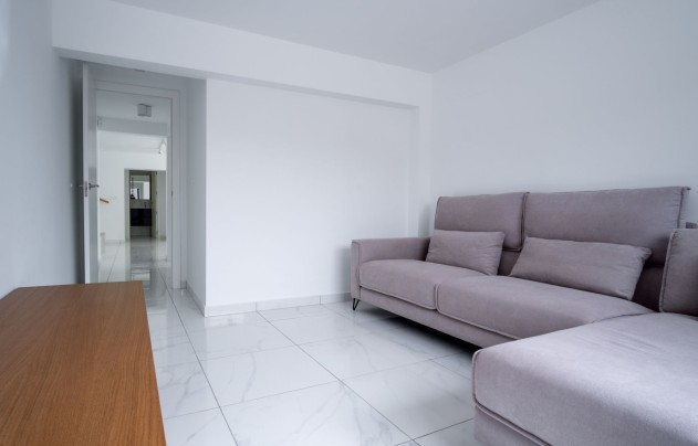 Resale - Villa - Torrevieja - La veleta