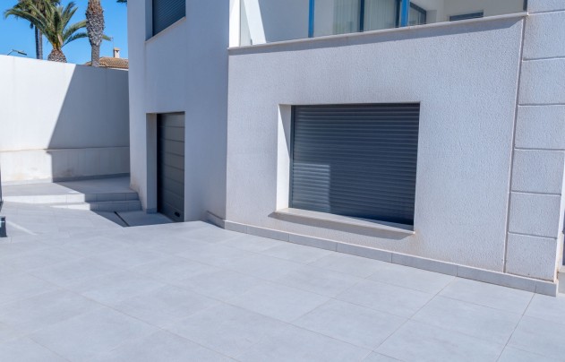 Resale - Villa - Torrevieja - La veleta