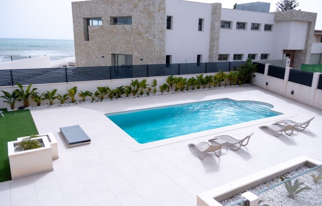 Resale - Villa - Torrevieja - La veleta