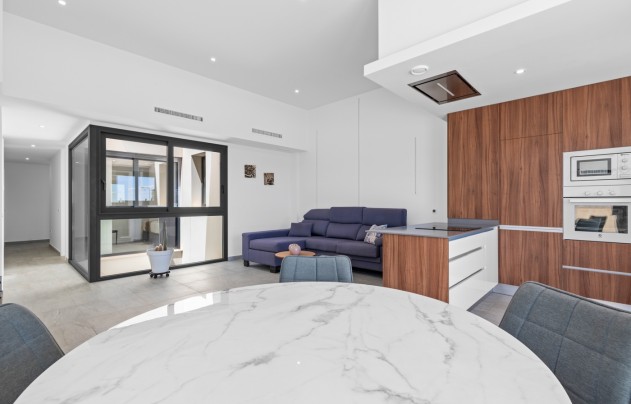 Resale - Villa - San Miguel de Salinas