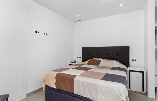 Resale - Villa - San Miguel de Salinas