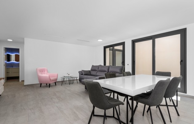 Resale - Villa - San Miguel de Salinas