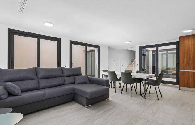 Resale - Villa - San Miguel de Salinas