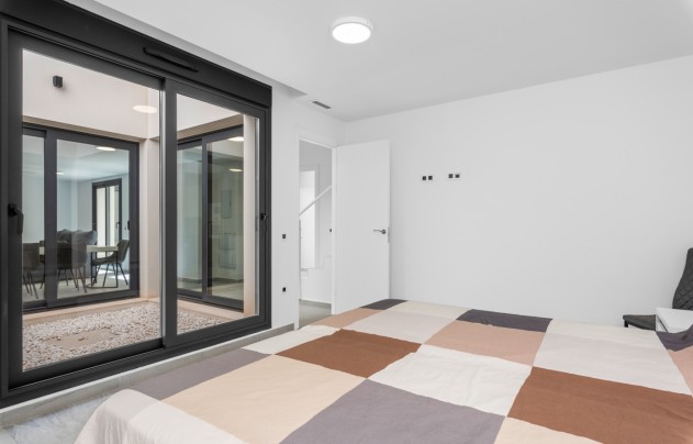 Resale - Villa - San Miguel de Salinas