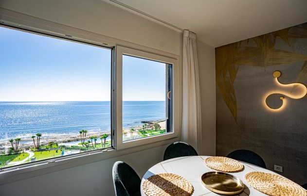Resale - Apartment - Orihuela Costa - Punta Prima