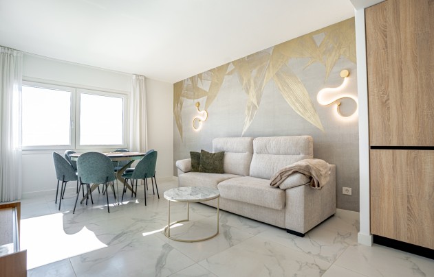 Resale - Apartment - Orihuela Costa - Punta Prima