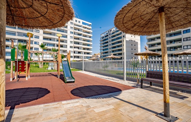 Resale - Apartment - Orihuela Costa - Punta Prima
