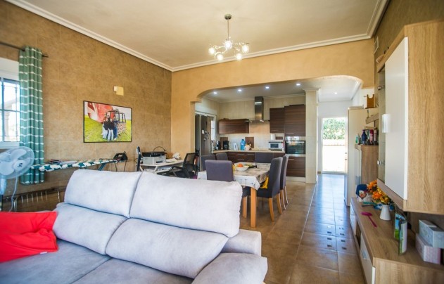Resale - Villa - Catral