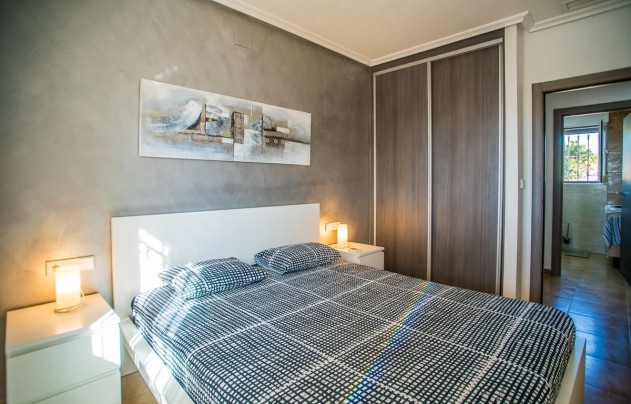 Resale - Villa - Catral