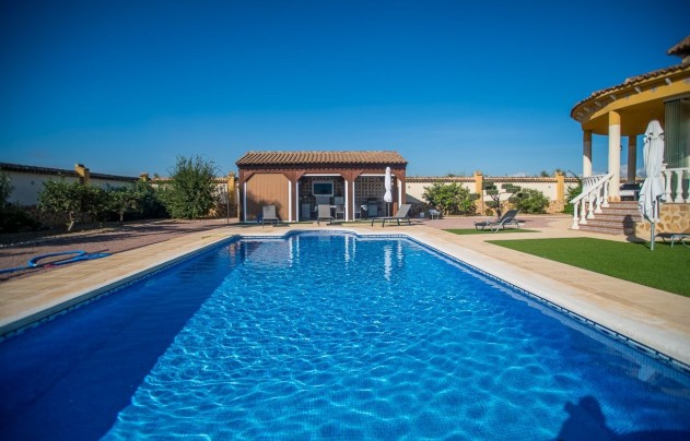 Resale - Villa - Catral