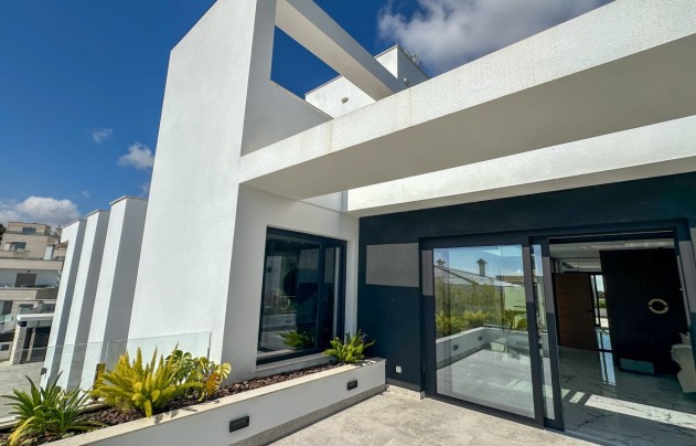 Resale - Villa - Orihuela Costa - Villamartín