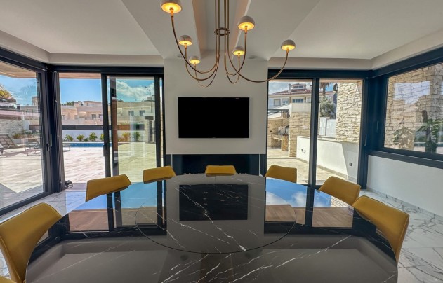 Resale - Villa - Orihuela Costa - Villamartín