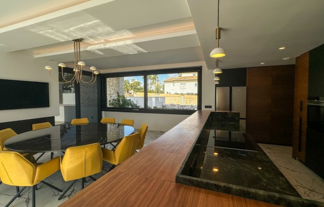 Resale - Villa - Orihuela Costa - Villamartín