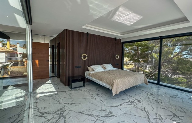 Resale - Villa - Orihuela Costa - Villamartín