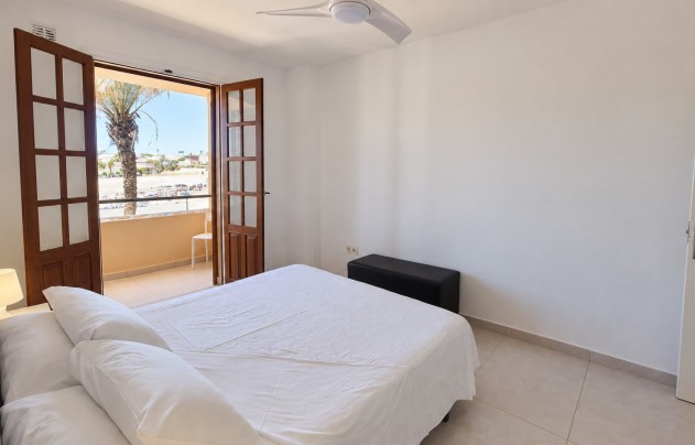 Reventa - Apartment - Orihuela Costa - La Zenia
