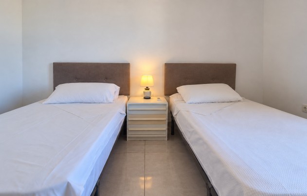 Reventa - Apartment - Orihuela Costa - La Zenia