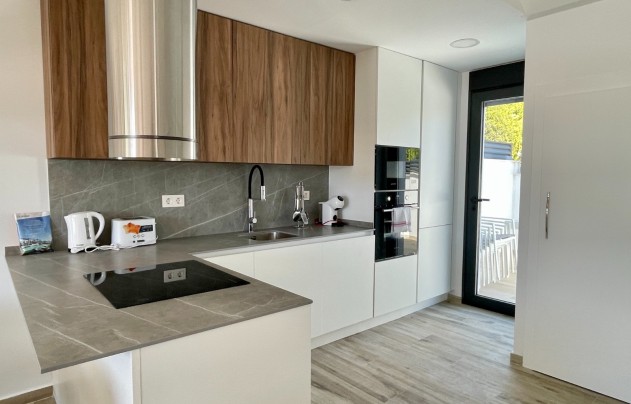 Resale - Villa - Guardamar del Segura - El Moncayo