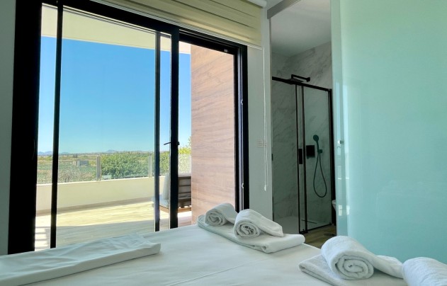 Resale - Villa - Guardamar del Segura - El Moncayo