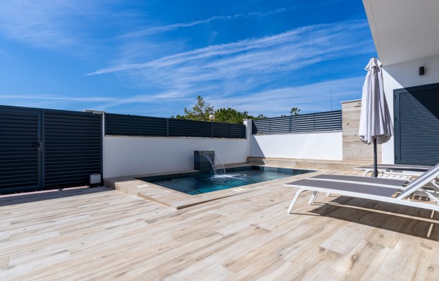 Resale - Villa - Guardamar del Segura - El Moncayo