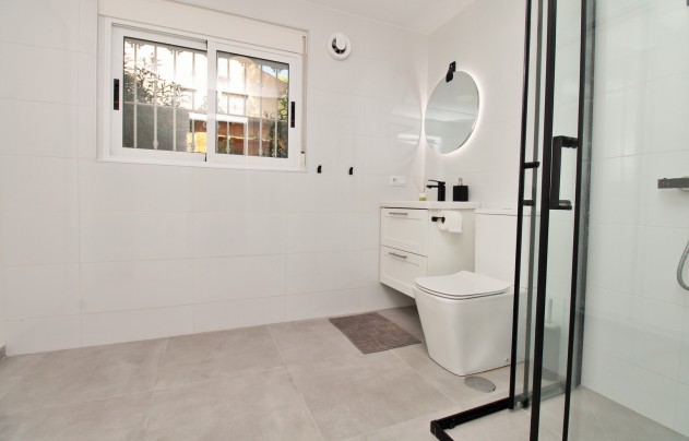 Revente - Villa - Villamartín