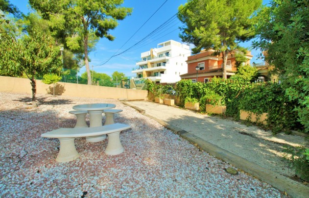 Revente - Villa - Villamartín
