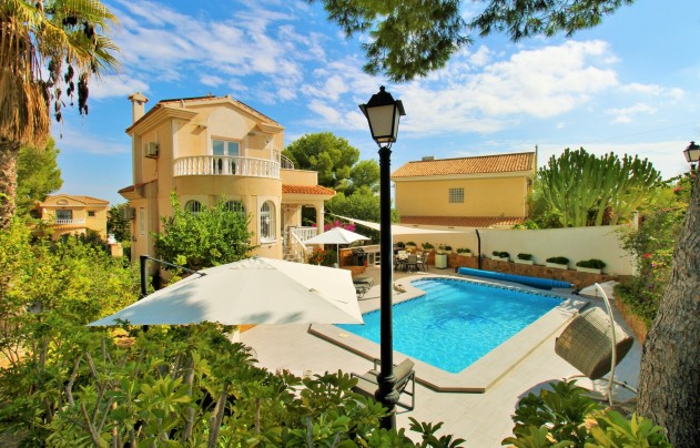 Revente - Villa - Villamartín